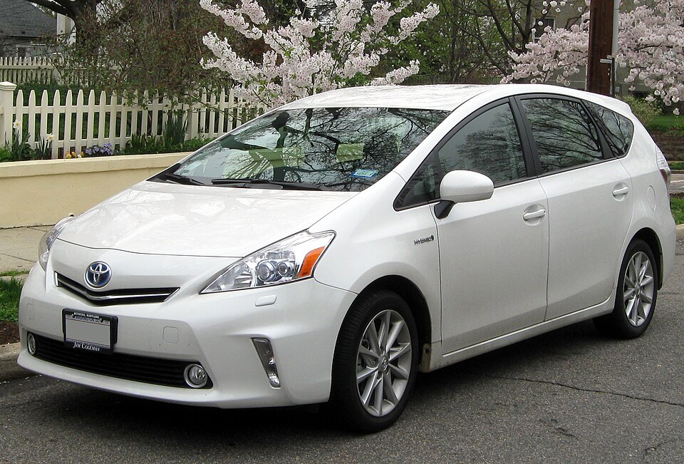 Prius V